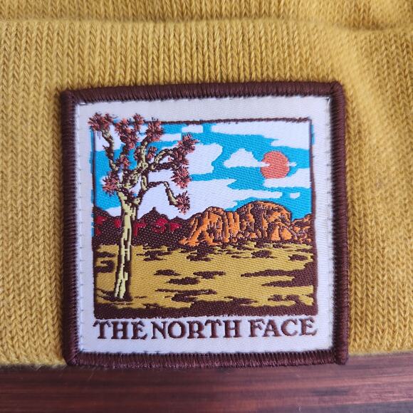 The North Face Mustard Yellow Beanie One‎ Size Desert Tree Scenic Patch New - Picture 2 of 3